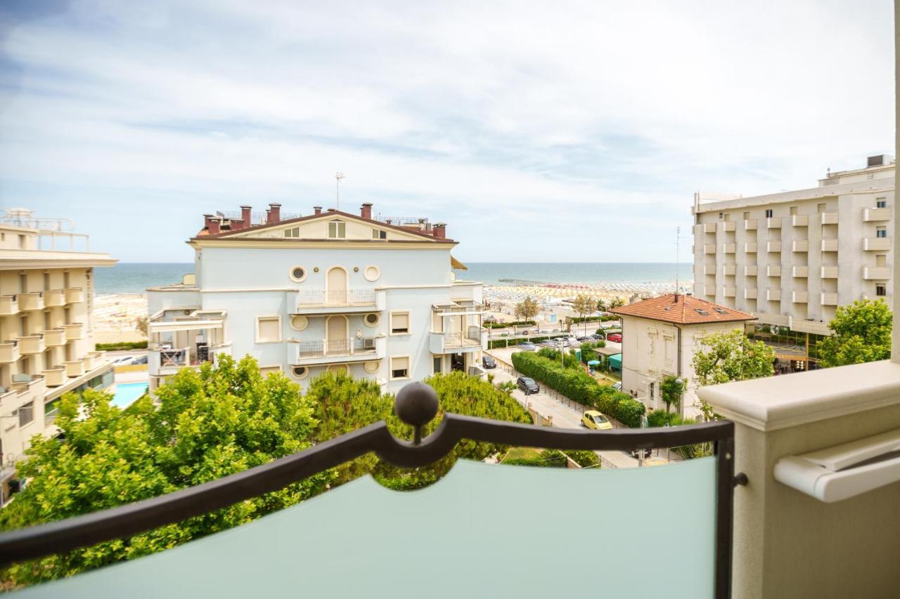 Hotel Rex Rimini Exterior photo